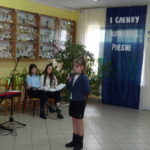 I Gminny Konkurs Pieśni i Poezji Patriotycznej w Krynkach / Tomasz Piwko / Radio Kielce