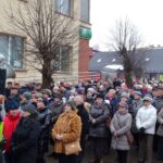 Suchedniów. Droga Krzyżowa ulicami miasta / Tomasz Piwko / Radio Kielce