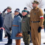 Odsłonięcie granitowej tablicy ku czci Marszałka Józefa Piłsudskiego / Grażyna Szlęzak-Wójcik / Radio Kielce