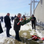 Odsłonięcie granitowej tablicy ku czci Marszałka Józefa Piłsudskiego / Grażyna Szlęzak-Wójcik / Radio Kielce