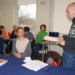 Sesja Rady Gminy Obrazów w trakcie której odbyła się dyskusja z mieszkańcami na temat budowy masztu telefonii komórkowej / Grażyna Szlęzak-Wójcik / Radio Kielce