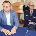 Sesja Rady Gminy Obrazów w trakcie której odbyła się dyskusja z mieszkańcami na temat budowy masztu telefonii komórkowej / Grażyna Szlęzak-Wójcik / Radio Kielce