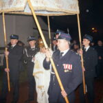 Koprzywnica. Bziuki. Procesja po mszy rezurekcyjnej / Grażyna Szlęzak-Wójcik / Radio Kielce