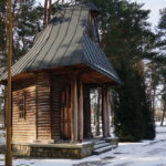 Kapliczka z 1936 roku, która znajduje się na terenie Centrum Przygotowań do Misji Zagranicznych na Bukówce / Marcin Różyc / Radio Kielce