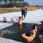 Morsowanie w zalewie w Strawczynie / Michał Kita / Radio Kielce
