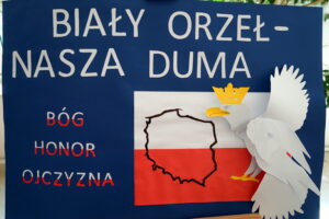 Orzeł Biały Nasza Duma. Ogólnopolski konkurs plastyczny zorganizowany przez Kancelarię Senatu RP / Kamil Król / Radio Kielce