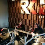 Punkty widzenia: Paweł Więcek - dziennikarz "Echa Dnia", Janina Kowalik - socjolog oraz Bartłomiej Zapała - Radio Kielce / Marzena Mąkosa / Radio Kielce