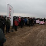 Interwencja: protestują, bo nie chcą kopalni / Piotr Michalski / Radio Kielce