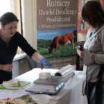 Forum Aktywnych Kobiet Ziemi Koneckiej w Świętokrzyskim Ośrodku Doradztwa Rolniczego w Modliszewicach - kiermasz naturalnych produktów żywnościowych / Krzysztof Bujnowicz / Radio Kielce