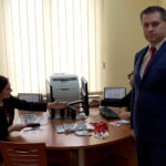 Punkt wsparcia podatnika i płatnika w Chmielniku - Paweł Wójcik, burmistrz Chmielnika / Marcin Różyc / Radio Kielce