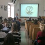 Europejski Dzień Pamięci o Sprawiedliwych. Spotkanie w Ośrodku Edukacyjno-Muzealnym "Świętokrzyski Sztetl" w Chmielniku / Marlena Płaska / Radio Kielce