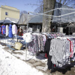 Miejski Plac Targowy nie był oblegany przez klientów / Jarosław Kubalski / Radio Kielce