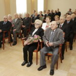 06.03.2018 Kielce.  Pary małżeńskie obchodzące 50 lecie pożycia otrzymały z rąk prezydenta Wojciecha Lubawskiego i Dariusza Kozaka, przewodniczącego Rady Miasta pamiątkowe medale / Jarosław Kubalski / Radio Kielce