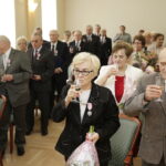 06.03.2018 Kielce.  Pary małżeńskie obchodzące 50 lecie pożycia otrzymały z rąk prezydenta Wojciecha Lubawskiego i Dariusza Kozaka, przewodniczącego Rady Miasta pamiątkowe medale / Jarosław Kubalski / Radio Kielce