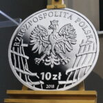 13.03.2018 Kielce. Przystanek Historia IPN.  Wyświetlenie spektaklu „Wyklęci przez komunistów Żołnierze Niezłomni” oraz prezentacja monety kolekcjonerskiej przedstawiająca gen. Augusta Emila Fieldorfa / Jarosław Kubalski / Radio Kielce