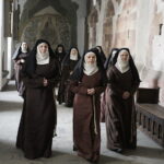 16.03.2018 Wąchock. Opactwo Cystersów. Zdjęcia do serialu „Korona Królów” / Jarosław Kubalski / Radio Kielce