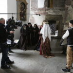 16.03.2018 Wąchock. Opactwo Cystersów. Zdjęcia do serialu „Korona Królów” / Jarosław Kubalski / Radio Kielce