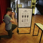 27.03.2018 Kielce. Teatr im. S. Żeromskiego. Wystawa plakatu / Jarosław Kubalski / Radio Kielce