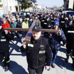 30.03.2018 Nowa Słupia - Święty Krzyż. Droga Krzyżowa / Jarosław Kubalski / Radio Kielce