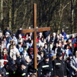 30.03.2018 Nowa Słupia - Święty Krzyż. Droga Krzyżowa / Jarosław Kubalski / Radio Kielce