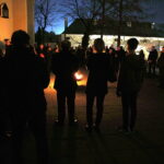 31.03.2018 Kielce. Katedra. Liturgia Wigilii Paschalnej. Poświęcenie ognia / Jarosław Kubalski / Radio Kielce