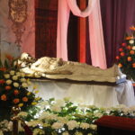 Grób Pański w katedrze / Jarosław Kubalski / Radio Kielce