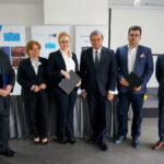 Przekazanie akcji fabryki kotłów Sefako nowemu właścicielowi TF Silesia. Podpisanie umowy  w Sędziszowie / Michał Kita / Radio Kielce