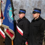 Narodowy Dzień Pamięci "Żołnierzy Wyklętych". Złożenie kwiatów przed pomnikiem na cmentarzu na Piaskach / Marzena Mąkosa / Radio Kielce