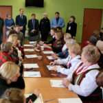 "Dyktando Gwarowe" zorganizowane przez Stowarzyszenie Przyjaciół Św. Katarzyny i Doliny Wilkowskiej oraz Urząd Miasta i Gminy Bodzentyn. / Marzena Mąkosa / Radio Kielce