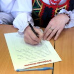 "Dyktando Gwarowe" zorganizowane przez Stowarzyszenie Przyjaciół Św. Katarzyny i Doliny Wilkowskiej oraz Urząd Miasta i Gminy Bodzentyn. / Marzena Mąkosa / Radio Kielce