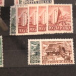 Filateliści w Wojewódzkim Domu Kultury. / Marzena Mąkosa / Radio Kielce