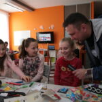 Warsztaty w klimacie wielkanocnym w szkole Studia Językowego Funky English / Marzena Mąkosa / Radio Kielce