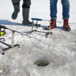 Wędkarze nad Zalewem Cedzyna / Marzena Mąkosa / Radio Kielce