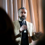 Festiwal Czytelniczy Literatury Faktu i Poezji "Wolność i Pokój". „Jerzy Trela czyta Herberta i Miłosza”. Na zdjęciu: Bogdan Białek / Marzena Mąkosa / Radio Kielce