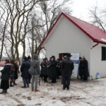 Uroczyste otwarcie ohelu (kaplicy nagrobnej) ostrowieckiego cadyka Jechiela Meira Halsztoka. Kaplicę ufndował jego wnuk, w prace związane z odszukaniem miejsca pochówku cadyka zaangażowani byli ostrowieccy archeolodzy. / Marzena Mąkosa / Radio Kielce