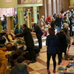 Giełda kolekcjonerska w Wojewódzkim Domu Kultury / Marzena Mąkosa / Radio Kielce