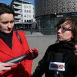 Konferencja PO dotycząca niedzieli bez handlu. Na zdjęciu: Marzena Okła - Drenowicz - posłanka PO i Katarzyna Zapała - radna PO / Marzena Mąkosa / Radio Kielce