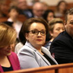 Spotkanie z Anną Zalewską - Minister Edukacji Narodowej. Inauguracja cyklu konferencji poświęconych edukacji zdrowotnej w szkole w Świętokrzyskim Urzędzie Wojewódzkim. Anna Zalewska - Minister Edukacji Narodowej i Marek Tombarkiewicz - były wiceminister zdrowia  / Marzena Mąkosa / Radio Kielce