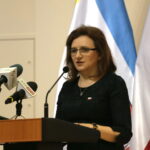 Spotkanie z Anną Zalewską - Minister Edukacji Narodowej. Inauguracja cyklu konferencji poświęconych edukacji zdrowotnej w szkole w Świętokrzyskim Urzędzie Wojewódzkim. Agata Wojtyszek - wojewoda świętokrzyski  / Marzena Mąkosa / Radio Kielce