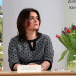 Podpisanie umowy w Centrum Geoedukacji na rozbudowę infrastruktury turystycznej na Kadzielni i Wietrzni a także budowę oczek wodnych w Ogrodzie Botanicznym. Na zdjęciu: Wojciech Lubawski - Prezydent Miasta Kielce / Marzena Mąkosa / Radio Kielce