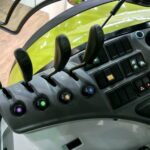 XXIV Międzynarodowe Targi Techniki Rolniczej AGROTECH. Ciągnik ARION 610 / Marzena Mąkosa / Radio Kielce