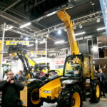 XXIV Międzynarodowe Targi Techniki Rolniczej AGROTECH. JBC Koparka Teleskopowa 531-70 AGRI / Marzena Mąkosa / Radio Kielce