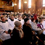 Droga Krzyżowa z kościoła Niepokalanego Serca Najświętszej Maryi Panny przy ulicy Urzędniczej do klasztoru na Karczówce / Marzena Mąkosa / Radio Kielce