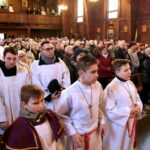 Droga Krzyżowa z kościoła Niepokalanego Serca Najświętszej Maryi Panny przy ulicy Urzędniczej do klasztoru na Karczówce / Marzena Mąkosa / Radio Kielce