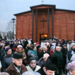 Droga Krzyżowa z kościoła Niepokalanego Serca Najświętszej Maryi Panny przy ulicy Urzędniczej do klasztoru na Karczówce / Marzena Mąkosa / Radio Kielce