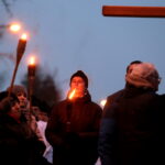 Droga Krzyżowa z kościoła Niepokalanego Serca Najświętszej Maryi Panny przy ulicy Urzędniczej do klasztoru na Karczówce / Marzena Mąkosa / Radio Kielce