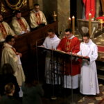 Światowe Dni Młodzieży na szczeblu diecezjalnym. Msza święta w Bazylice Katedralnej / Marzena Mąkosa / Radio Kielce