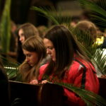 Światowe Dni Młodzieży na szczeblu diecezjalnym. Msza święta w Bazylice Katedralnej / Marzena Mąkosa / Radio Kielce