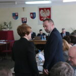 19.03.2018 Suchedniów. Sesja Rady Miasta Suchedniowa. Poseł Maria Zuba i radny Krzysztof Ślęzak / Robert Felczak / Radio Kielce