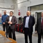 Zespół Szkół im. Marii Skłodowskiej-Curie w Ożarowie. Podpisanie umowy na realizację projektu / Emilia Sitarska / Radio Kielce